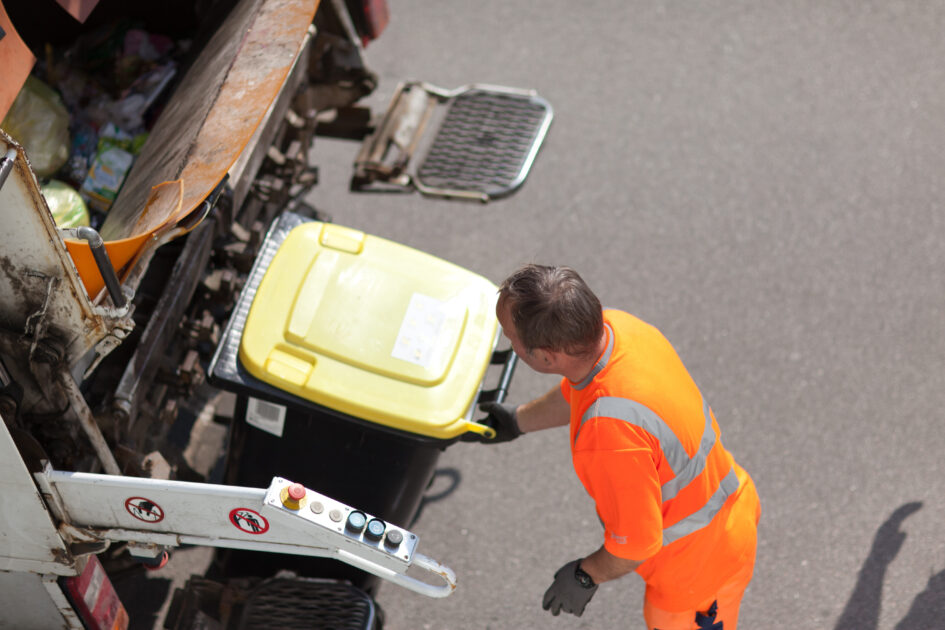 Tri des déchets recyclables 2023