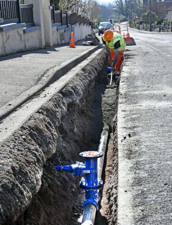 travaux d'assainissement RD974 à Ecuisses